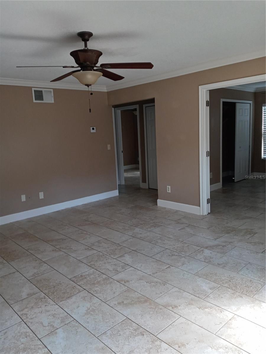Image 8 of 21 For 1498 Casa Park Circle