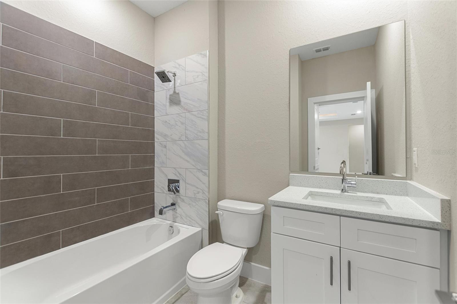 Image 16 of 31 For 3093 Spice Lane