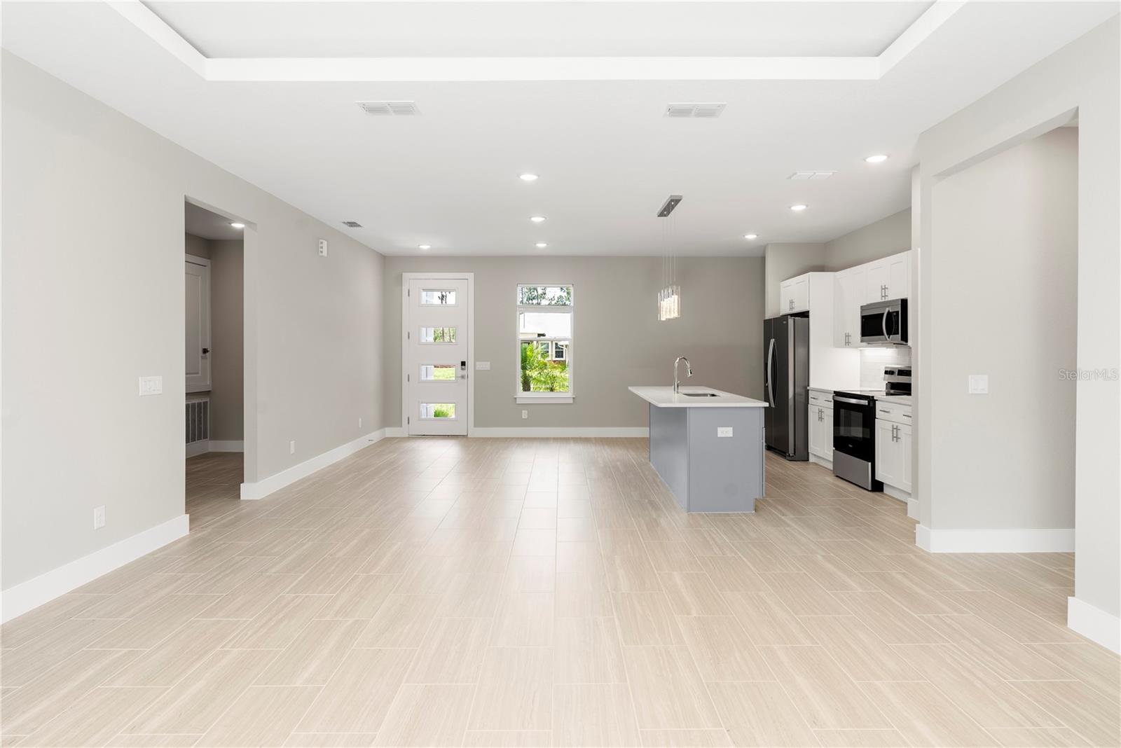 Image 10 of 33 For 2664 Crittendon Street