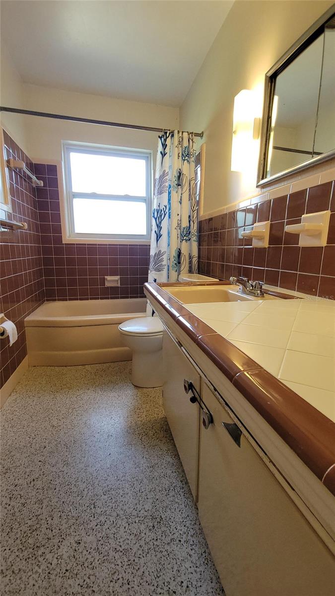 Image 11 of 12 For 6639 Renaldo Way S