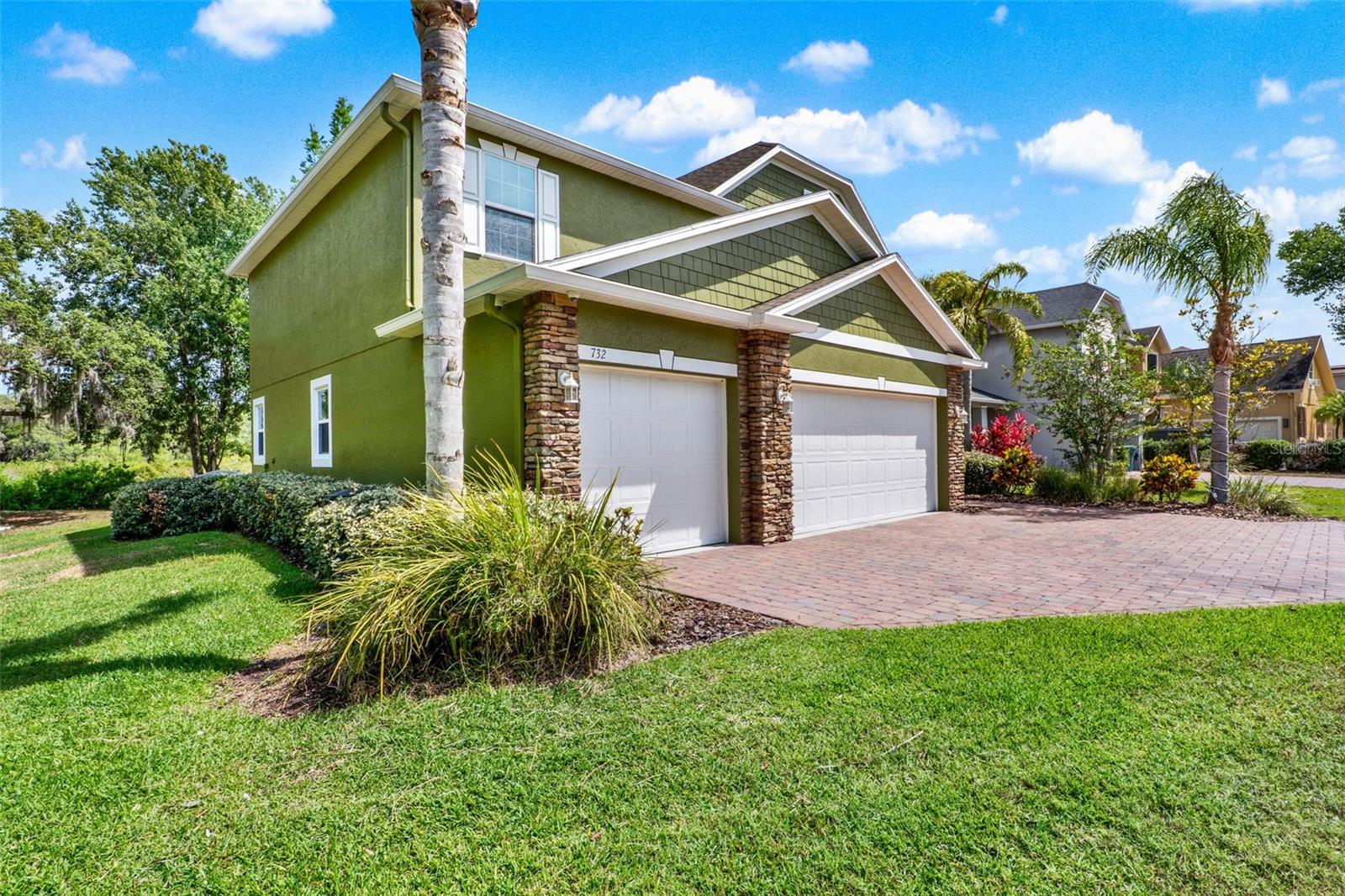 Image 3 of 64 For 732 Wildmere Village Cove