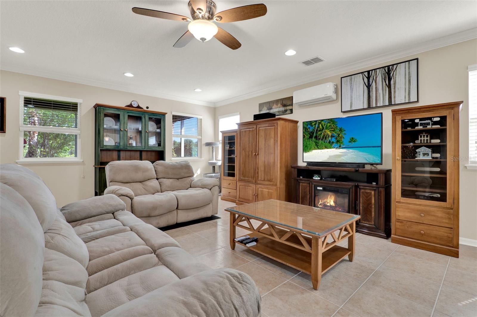 Image 6 of 64 For 732 Wildmere Village Cove