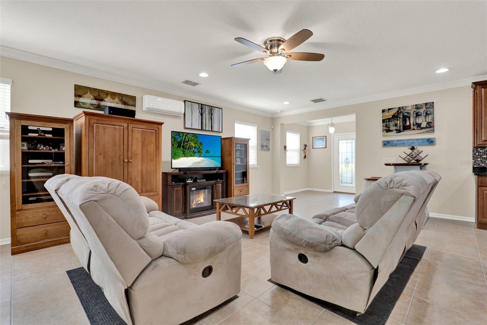 Image 7 of 64 For 732 Wildmere Village Cove