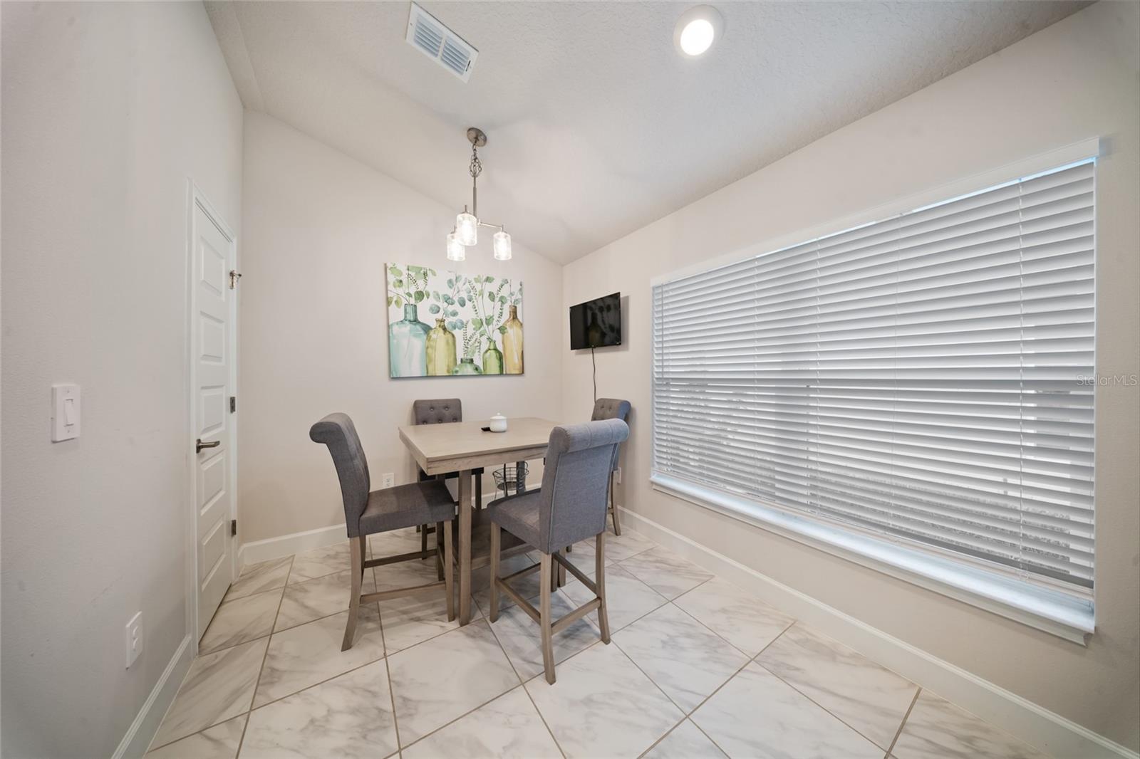 Image 11 of 37 For 8137 Merano Avenue