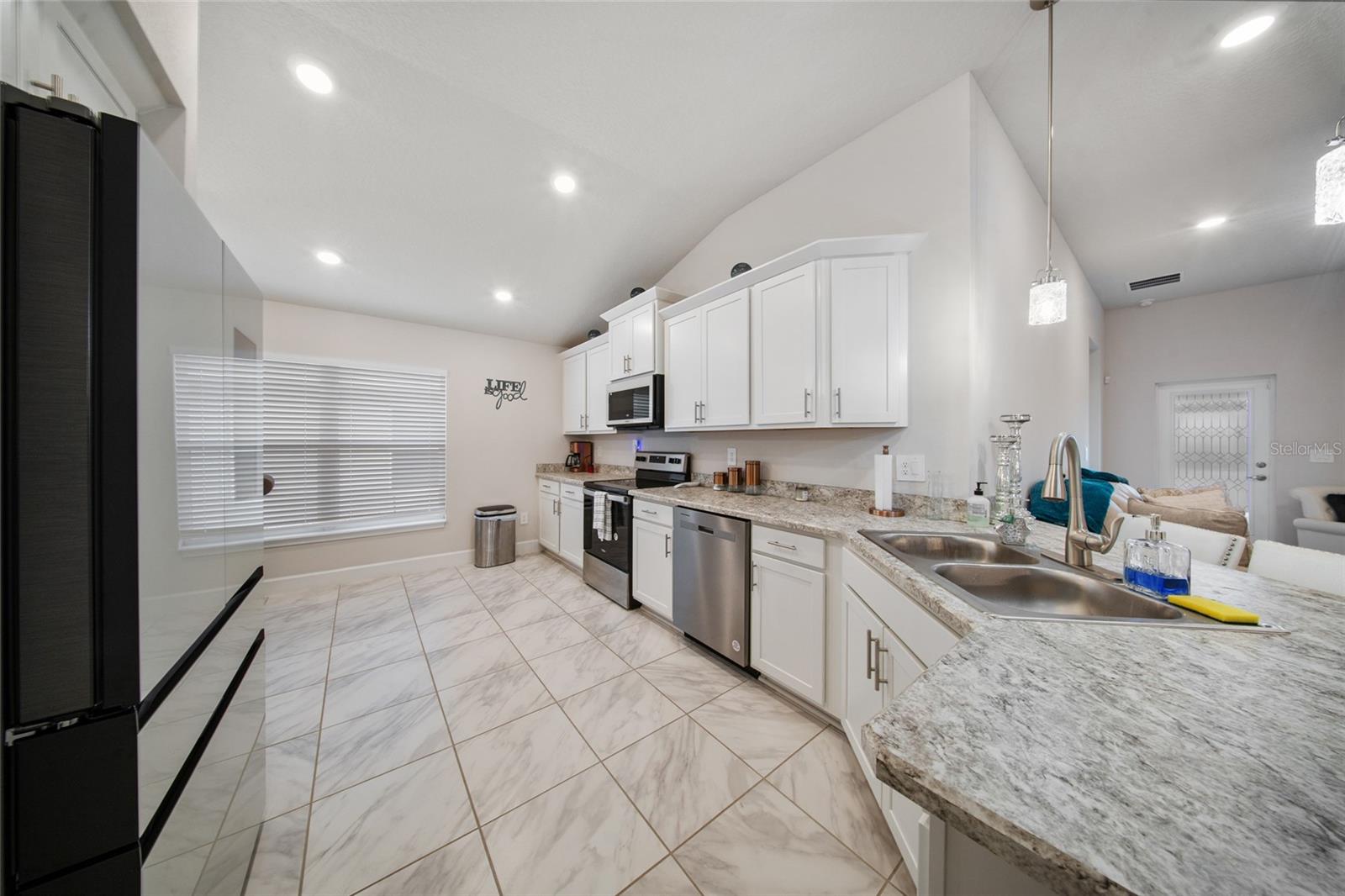 Image 6 of 37 For 8137 Merano Avenue