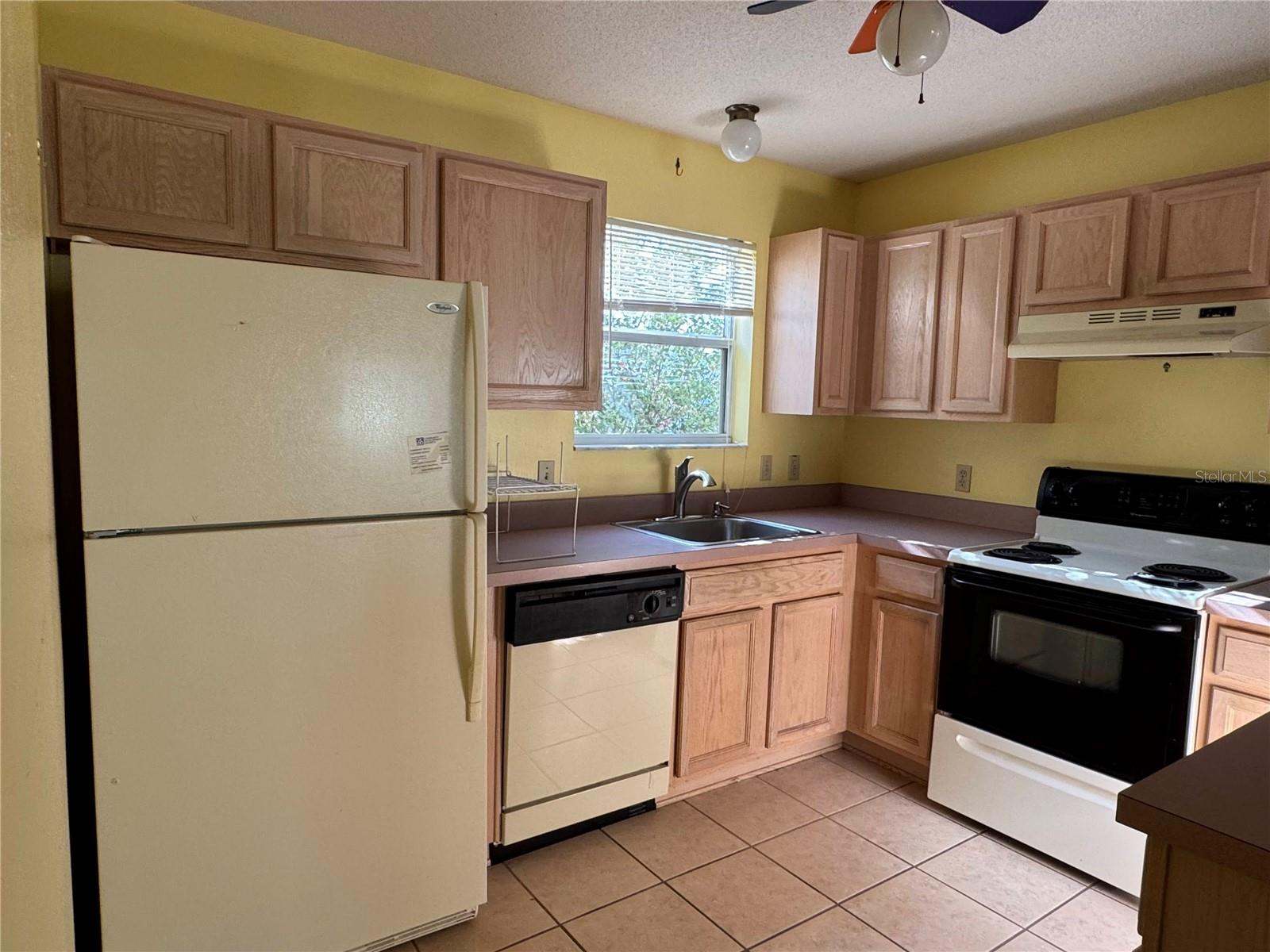 Image 7 of 25 For 1705 Betrillo Court