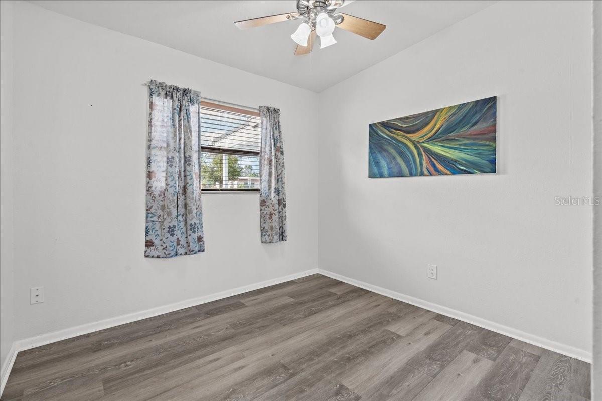 Image 14 of 25 For 451 Hibiscus Road