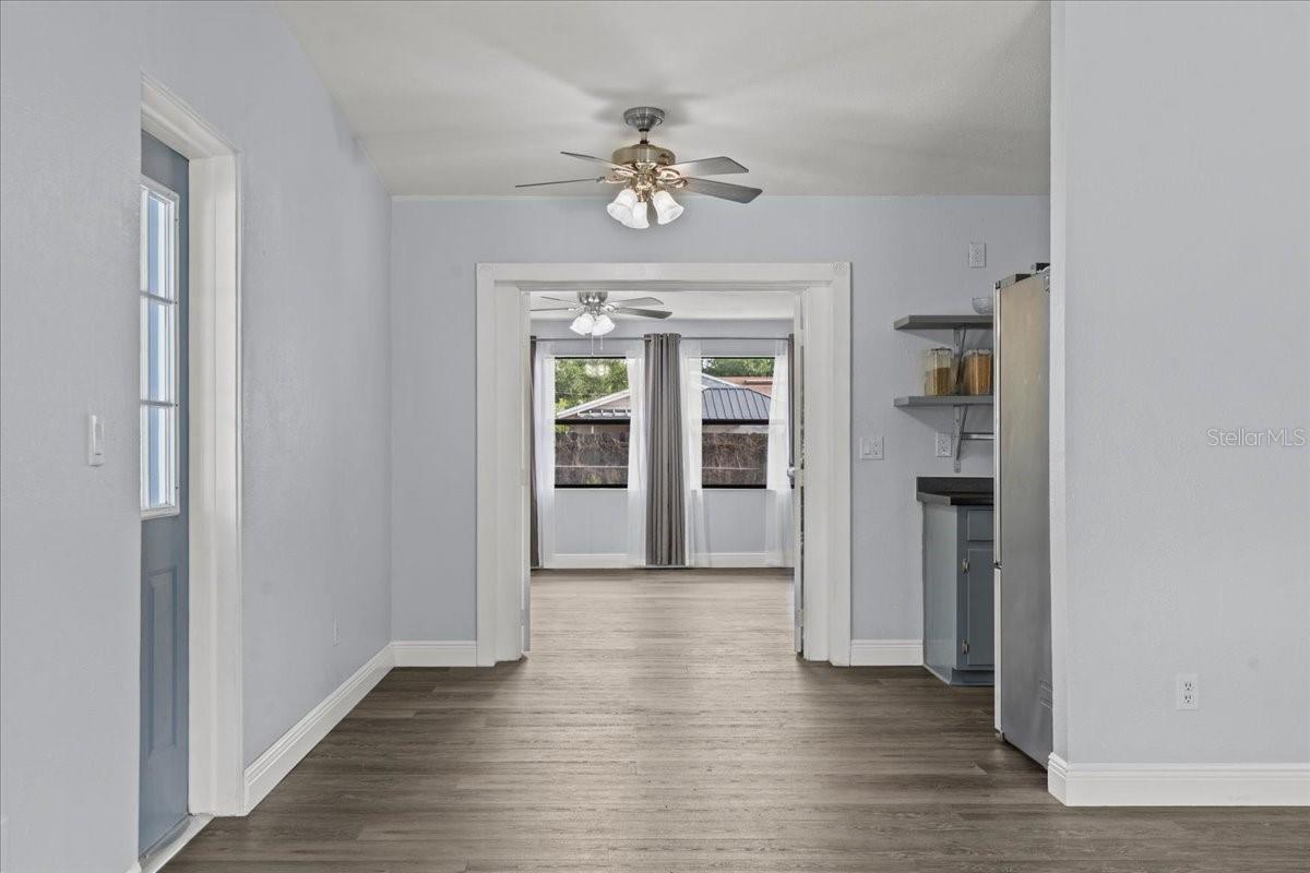 Image 6 of 25 For 451 Hibiscus Road