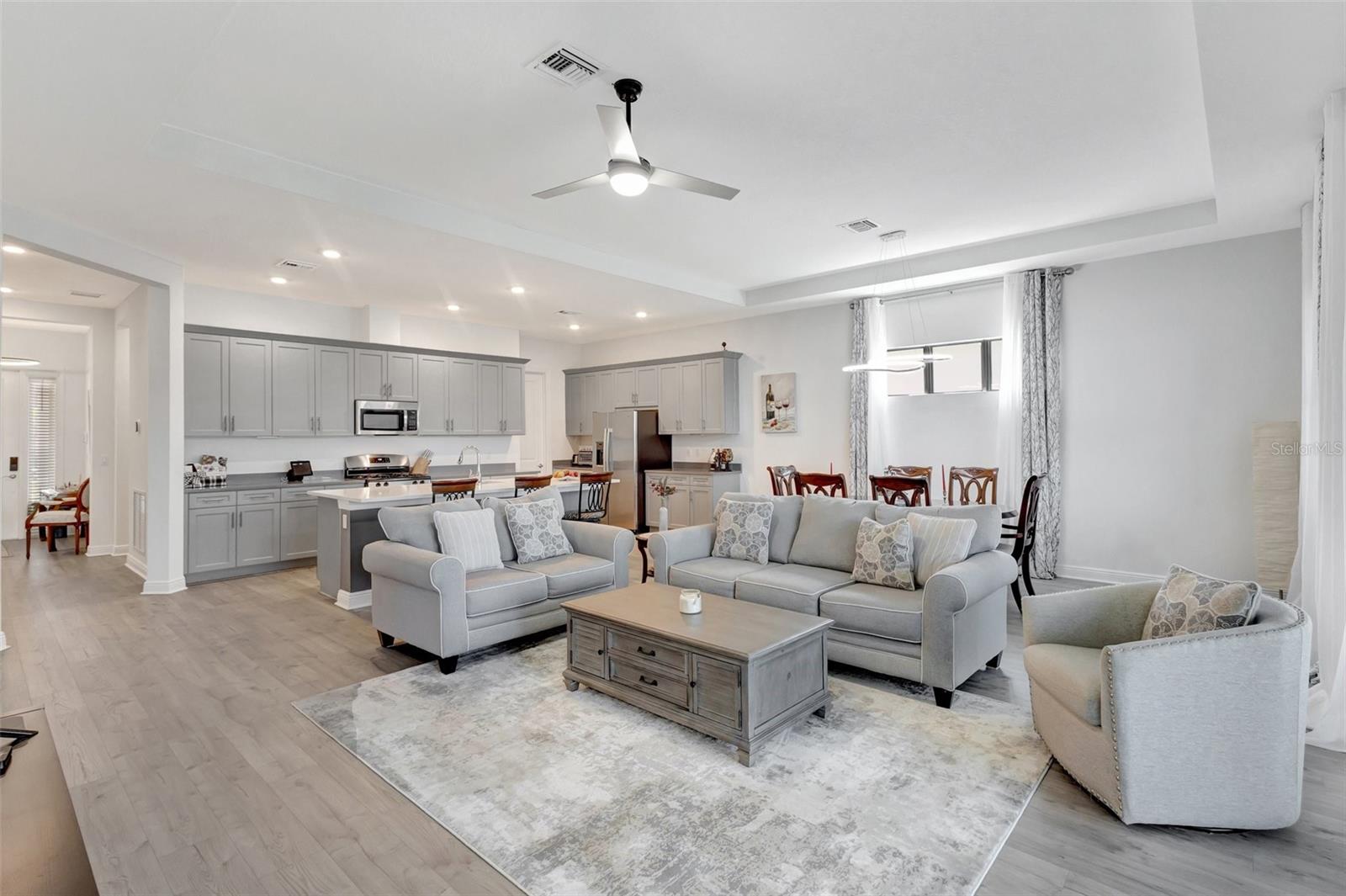 Image 15 of 85 For 15865 Key Biscayne Lane