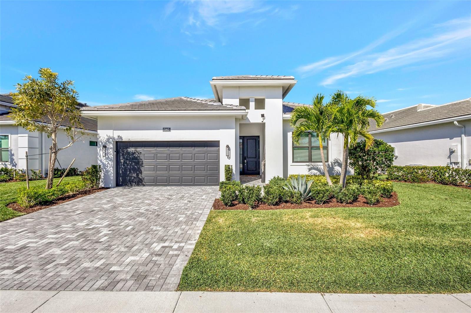 Image 2 of 85 For 15865 Key Biscayne Lane
