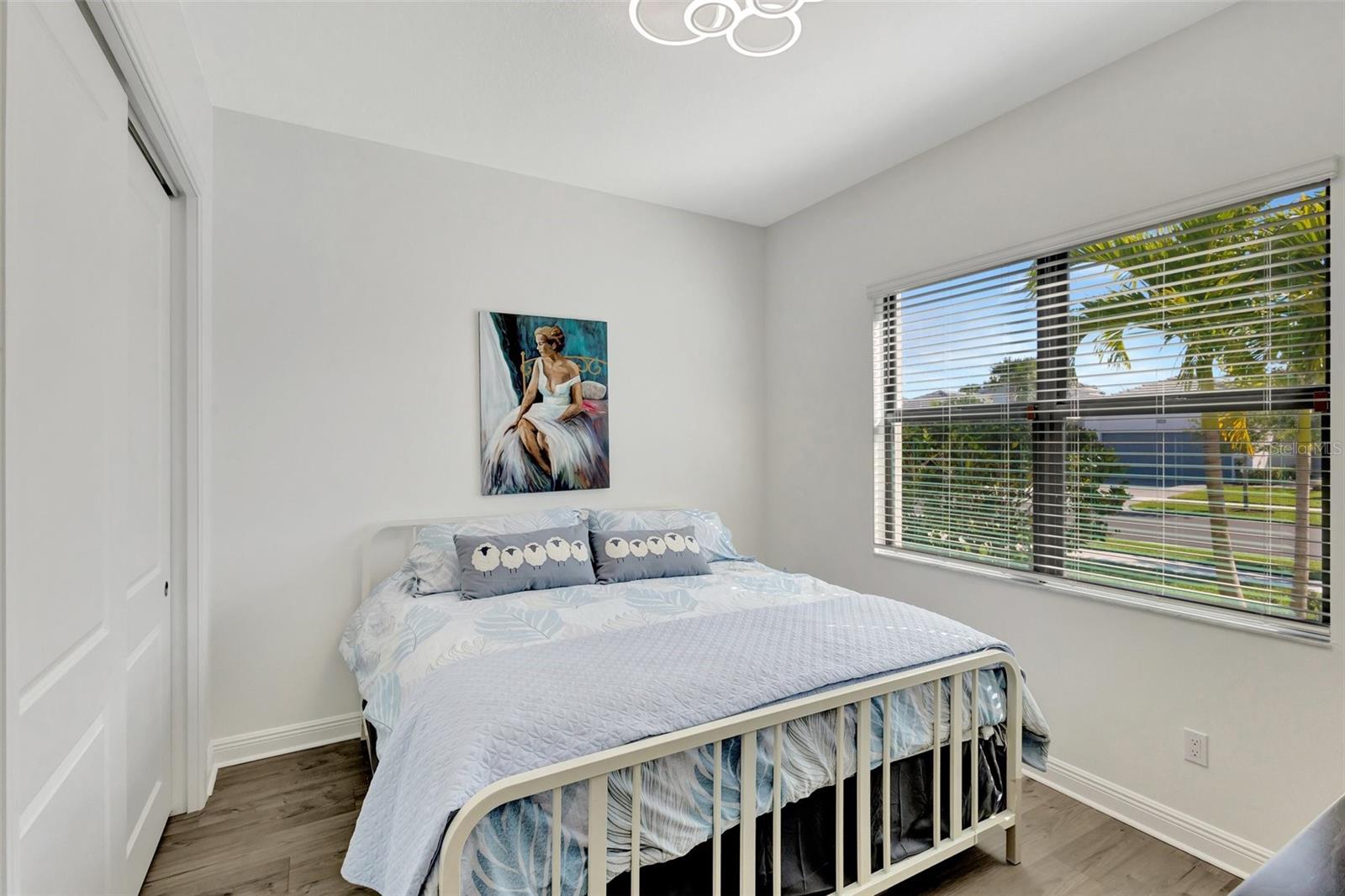 Image 22 of 85 For 15865 Key Biscayne Lane