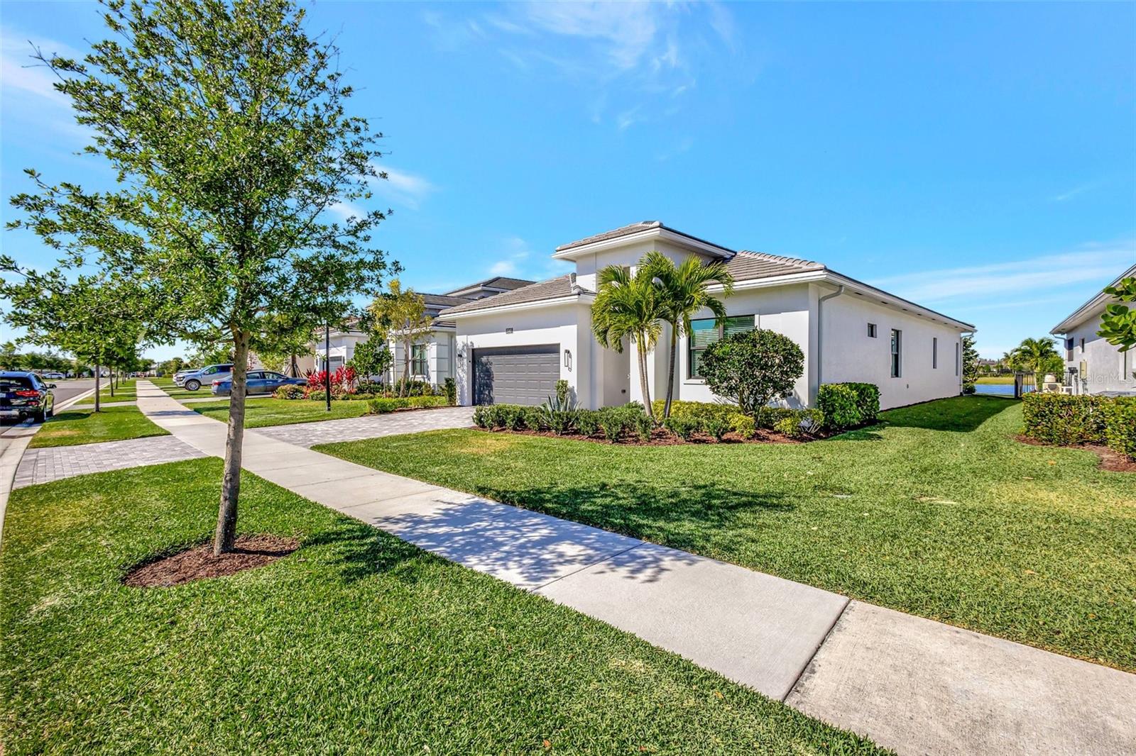Image 34 of 85 For 15865 Key Biscayne Lane