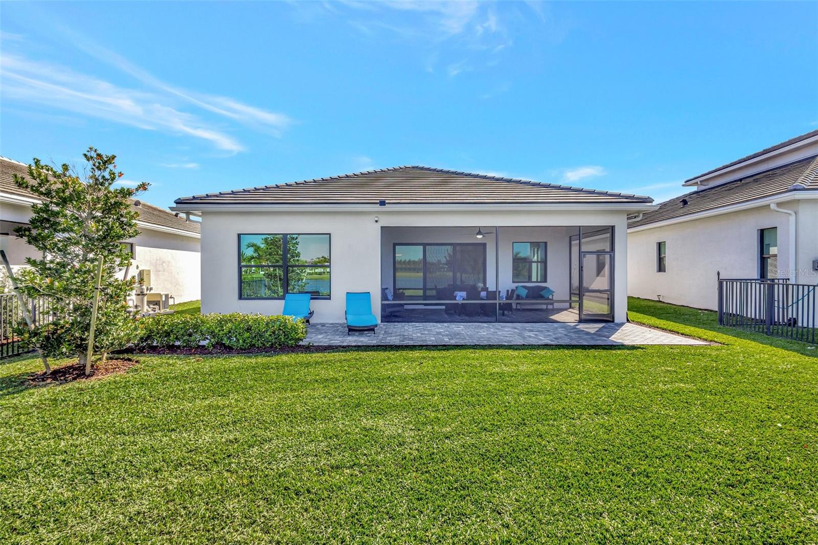 Image 43 of 85 For 15865 Key Biscayne Lane
