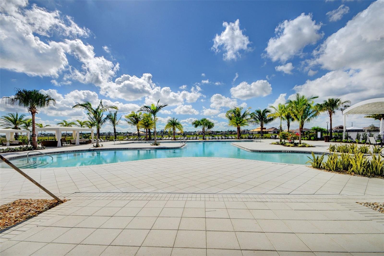 Image 56 of 85 For 15865 Key Biscayne Lane