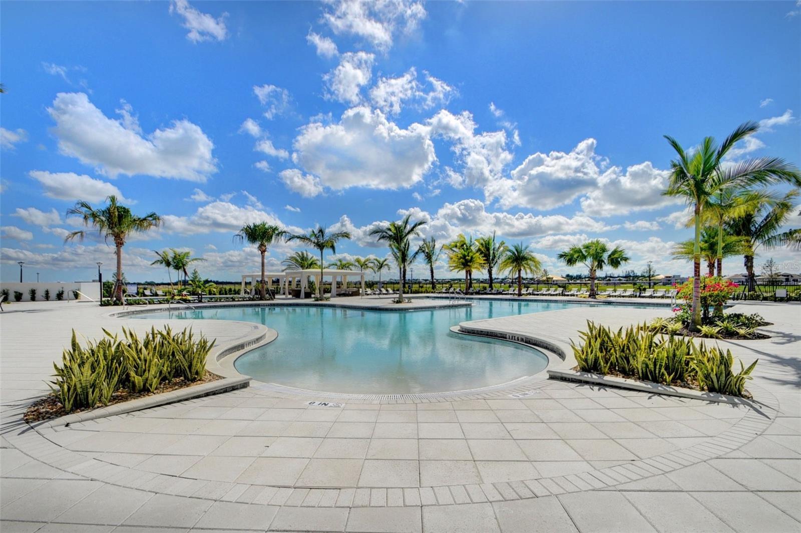 Image 57 of 85 For 15865 Key Biscayne Lane