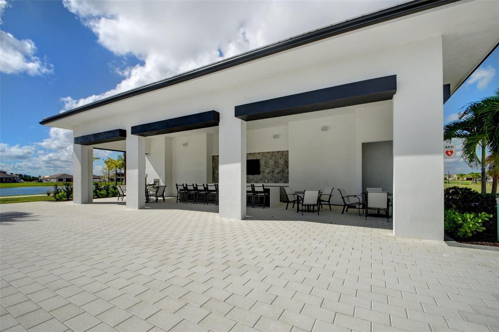 Image 62 of 85 For 15865 Key Biscayne Lane
