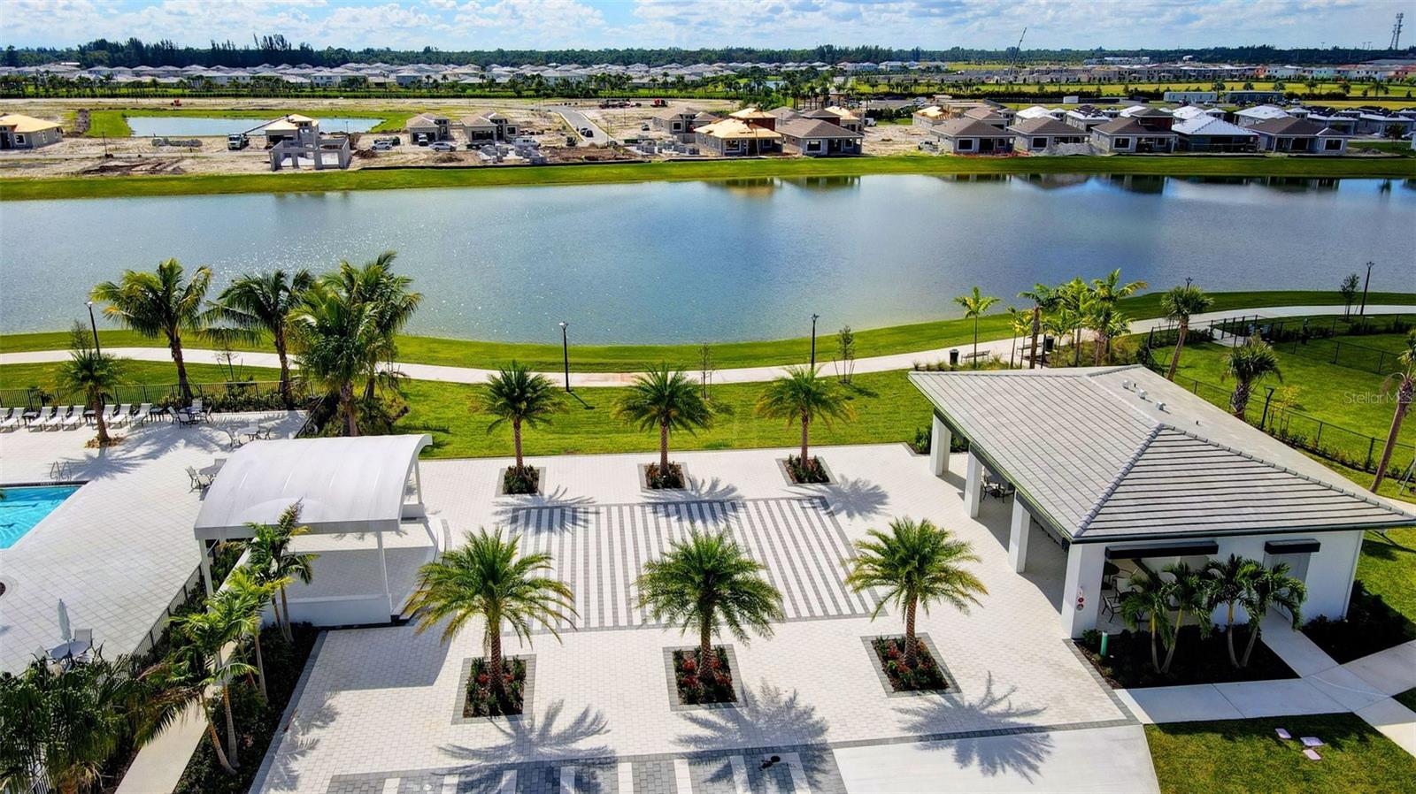 Image 65 of 85 For 15865 Key Biscayne Lane