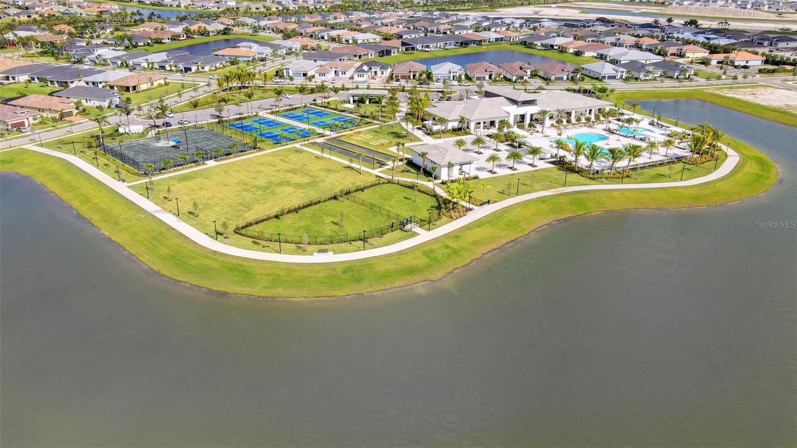 Image 66 of 85 For 15865 Key Biscayne Lane