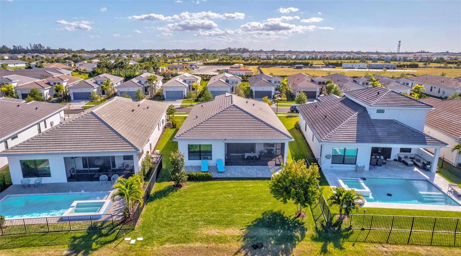 Image 83 of 85 For 15865 Key Biscayne Lane