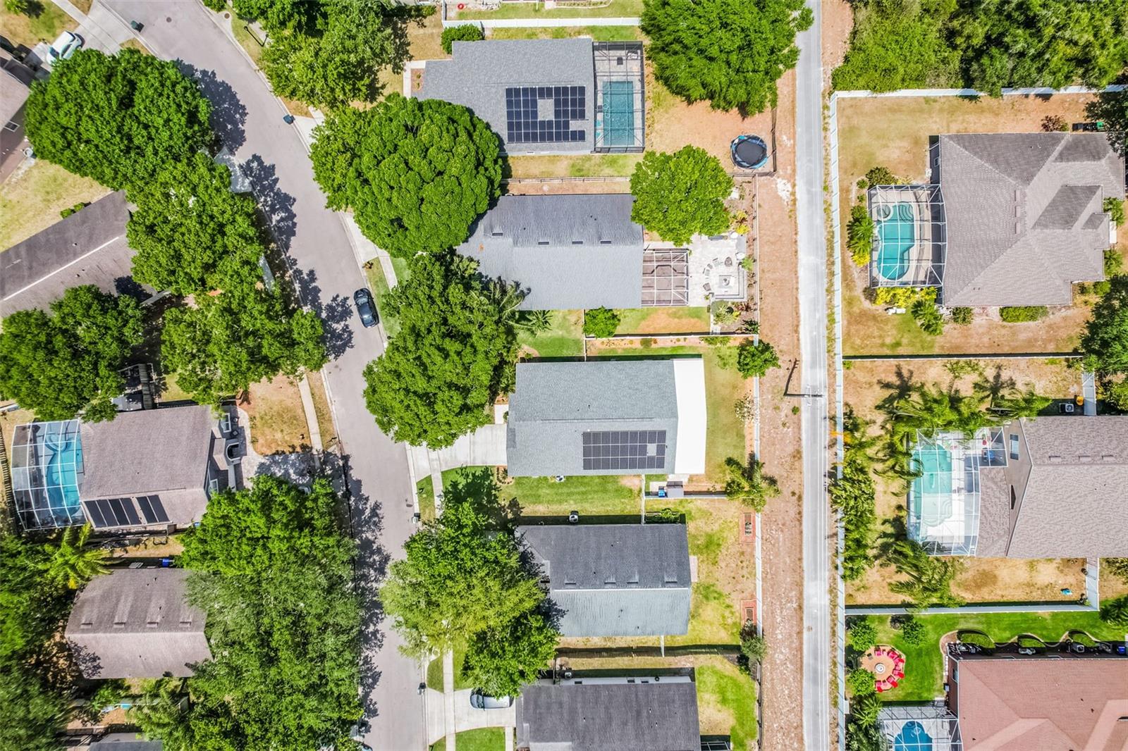 Image 39 of 43 For 578 Darkwood Avenue