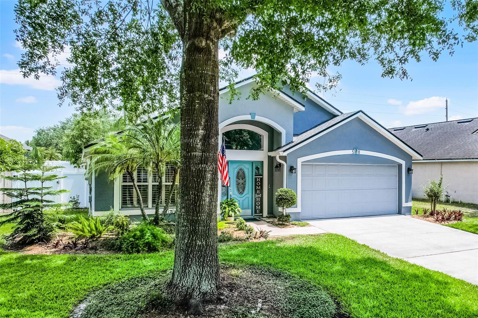 Image 40 of 43 For 578 Darkwood Avenue