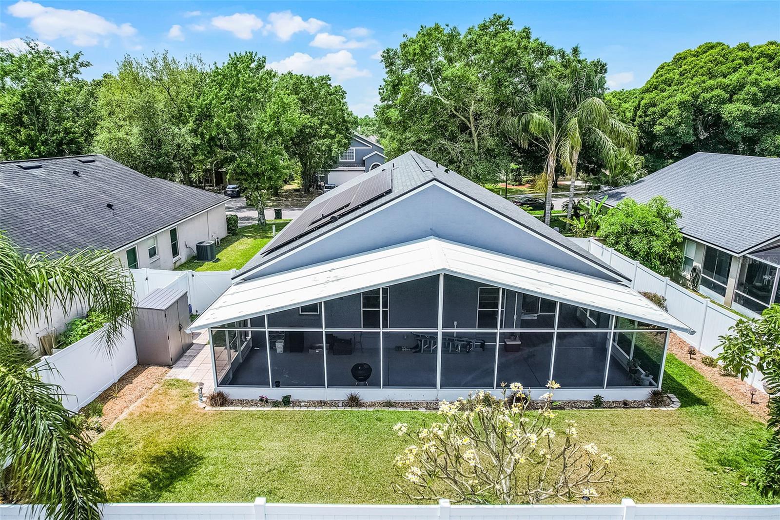 Image 7 of 43 For 578 Darkwood Avenue
