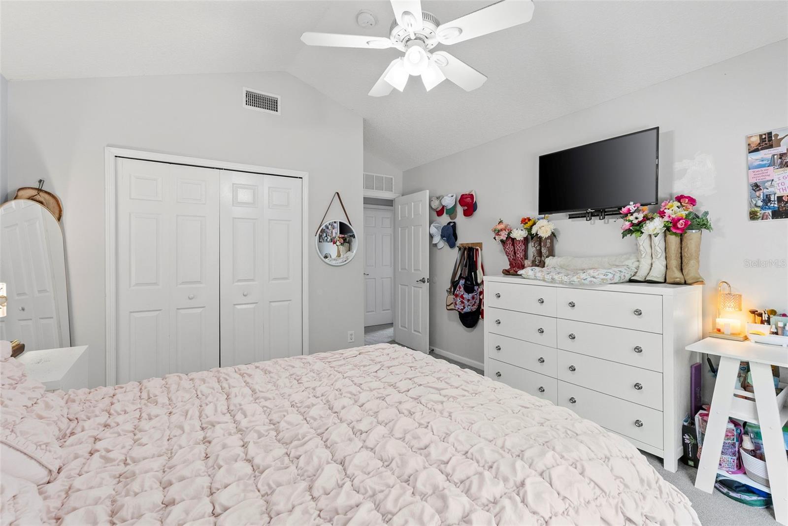 Image 23 of 34 For 724 Candlebark Drive