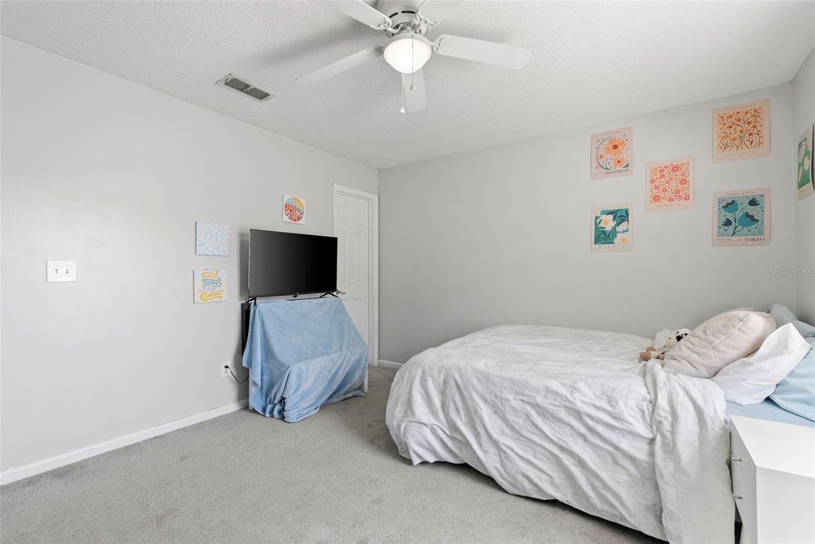 Image 25 of 34 For 724 Candlebark Drive