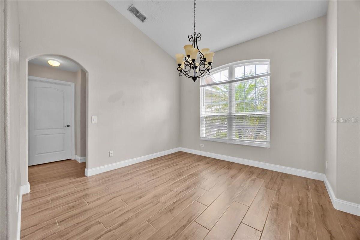 Image 4 of 28 For 114 Dolcetto Drive