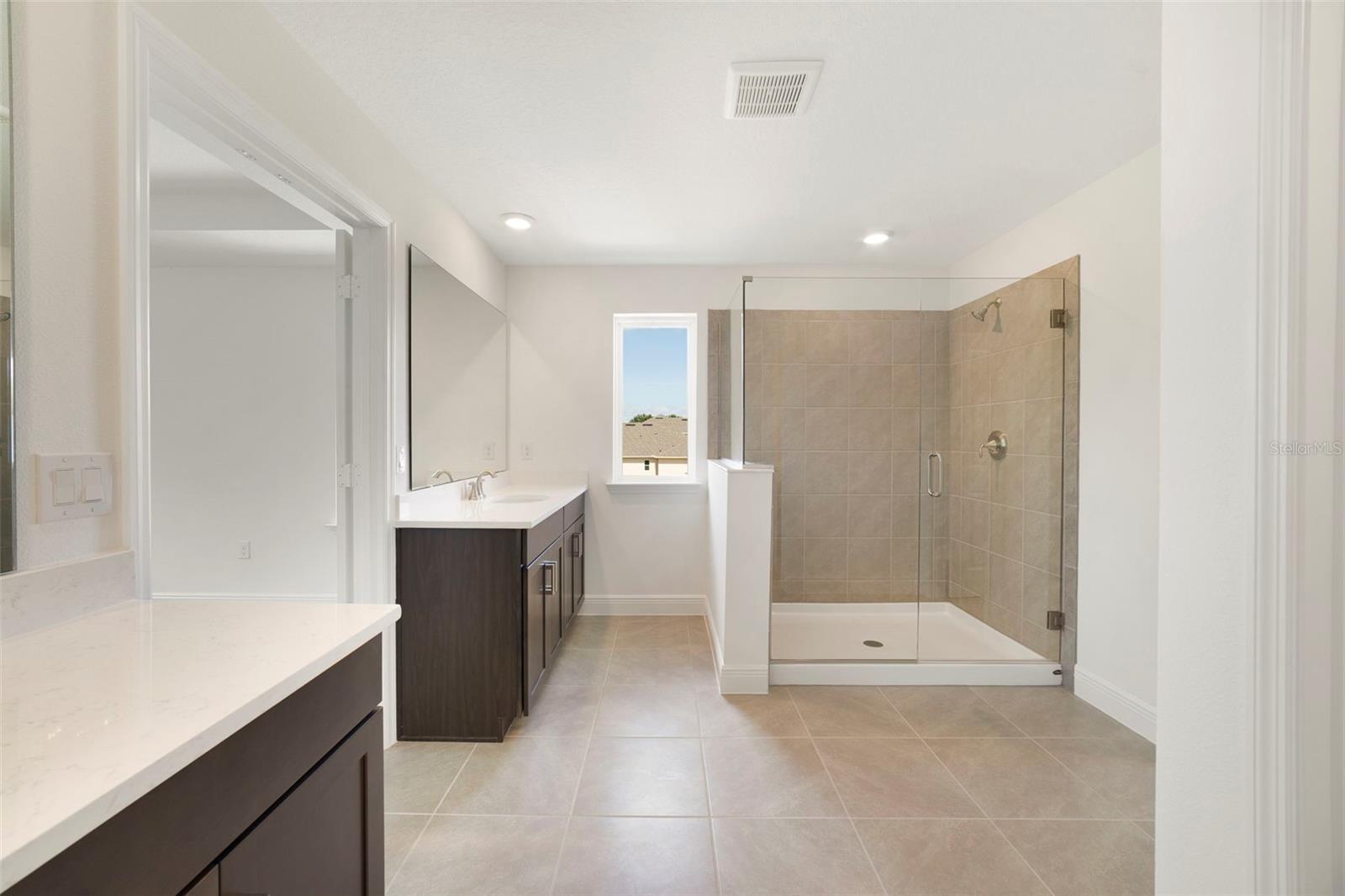 Image 18 of 27 For 3028 Water Clover Court