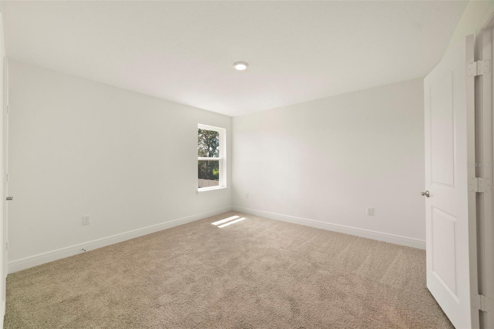 Image 21 of 27 For 3028 Water Clover Court