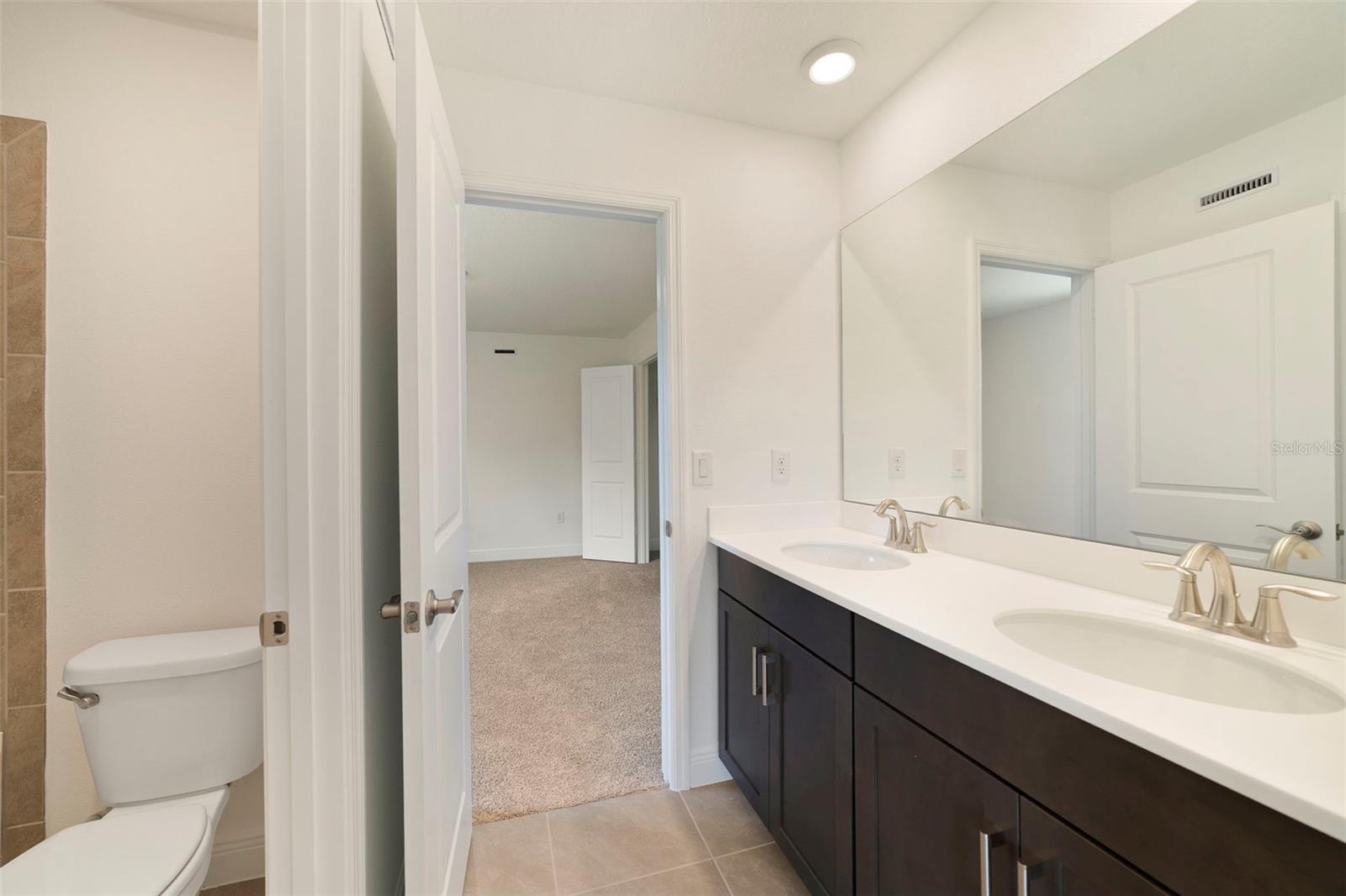 Image 22 of 27 For 3028 Water Clover Court