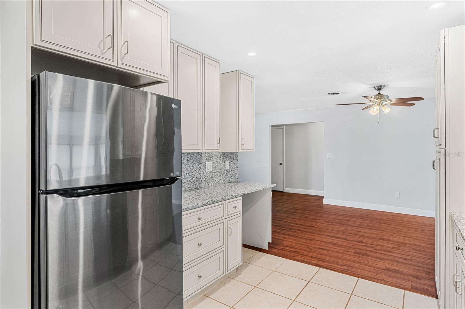 Image 13 of 48 For 385 Ocean Spray Avenue