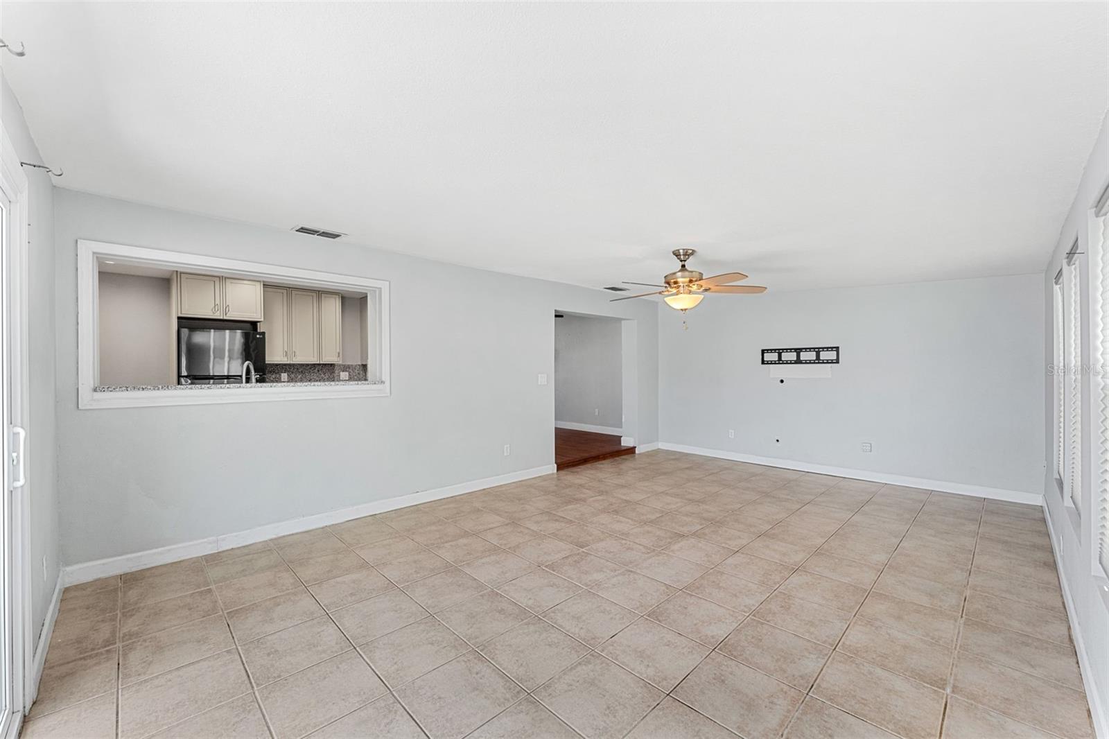 Image 21 of 48 For 385 Ocean Spray Avenue