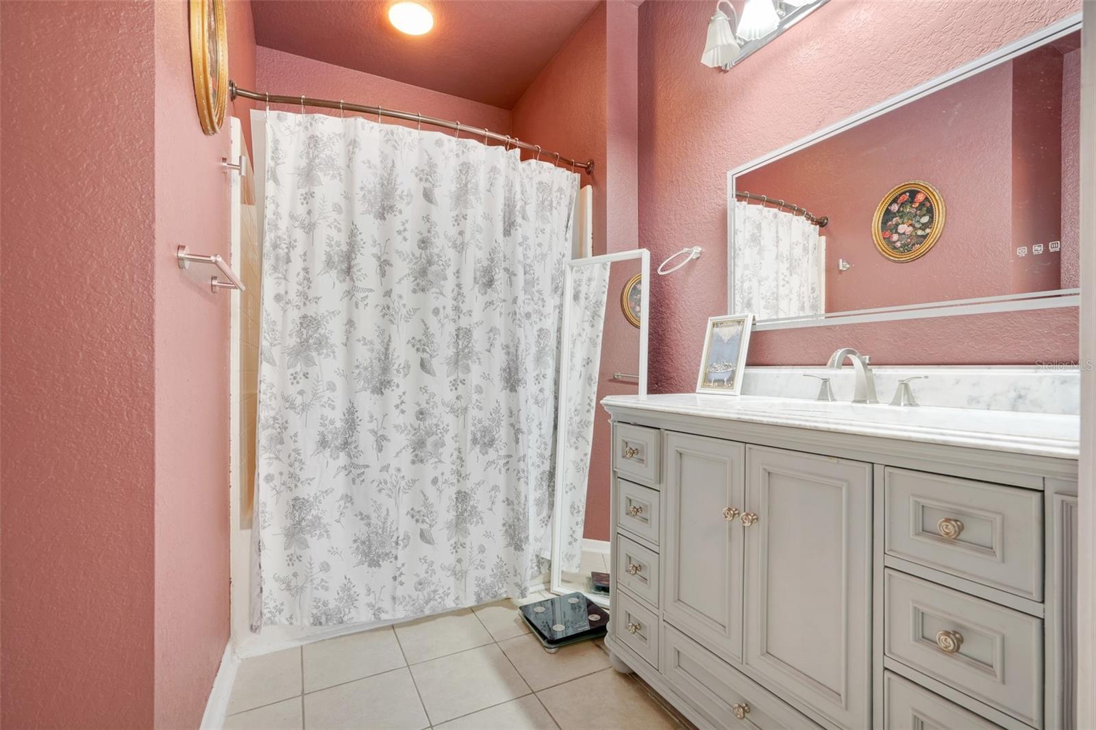 Image 16 of 20 For 860 Orange Avenue 226