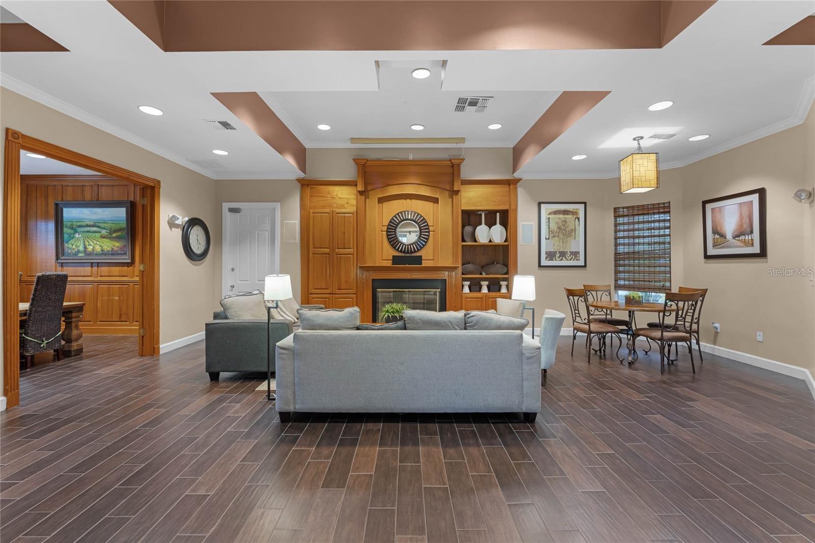 Image 15 of 16 For 14205 Falls Church Drive 2007