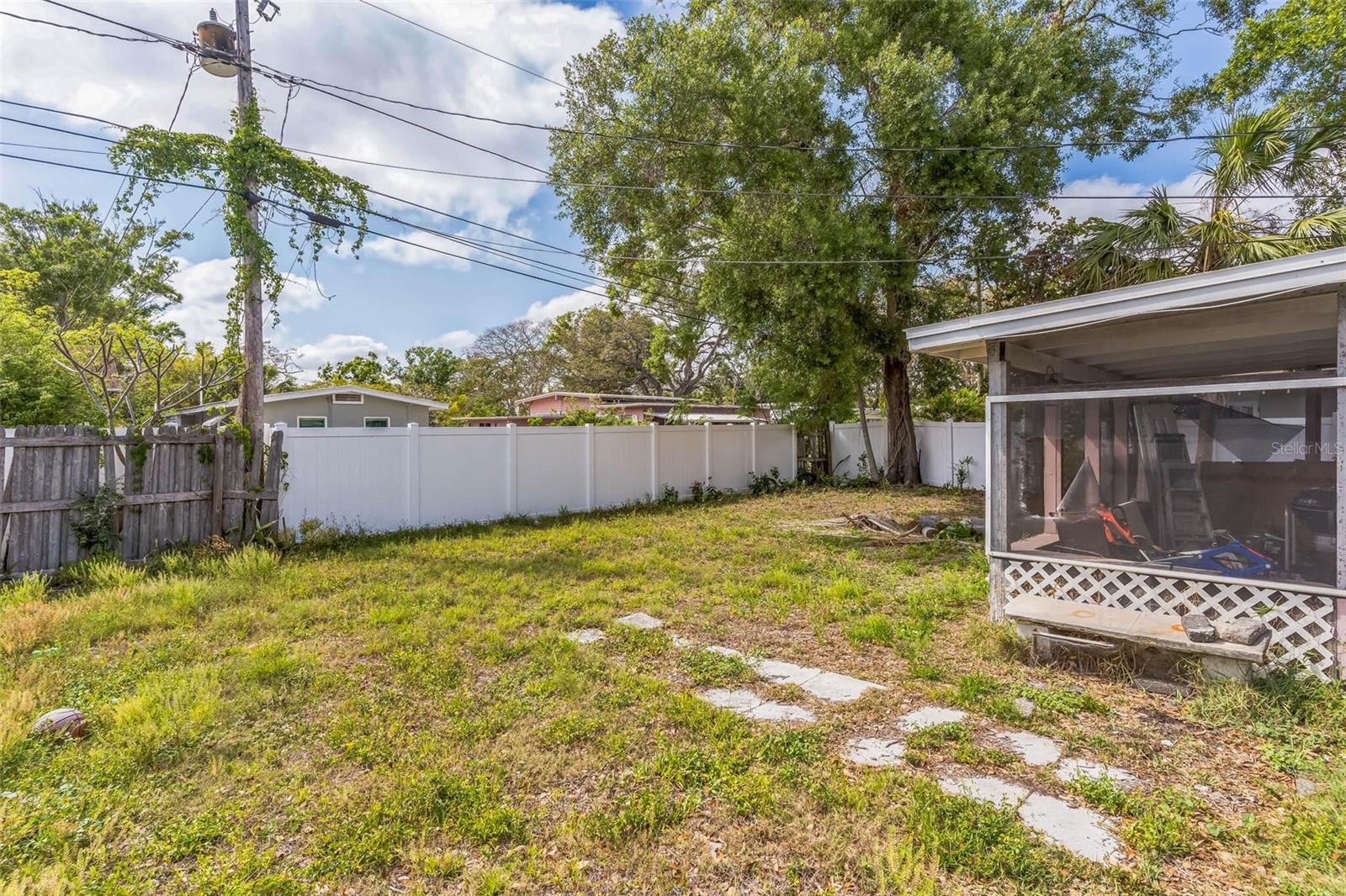 Image 12 of 38 For 3424 19th Street N