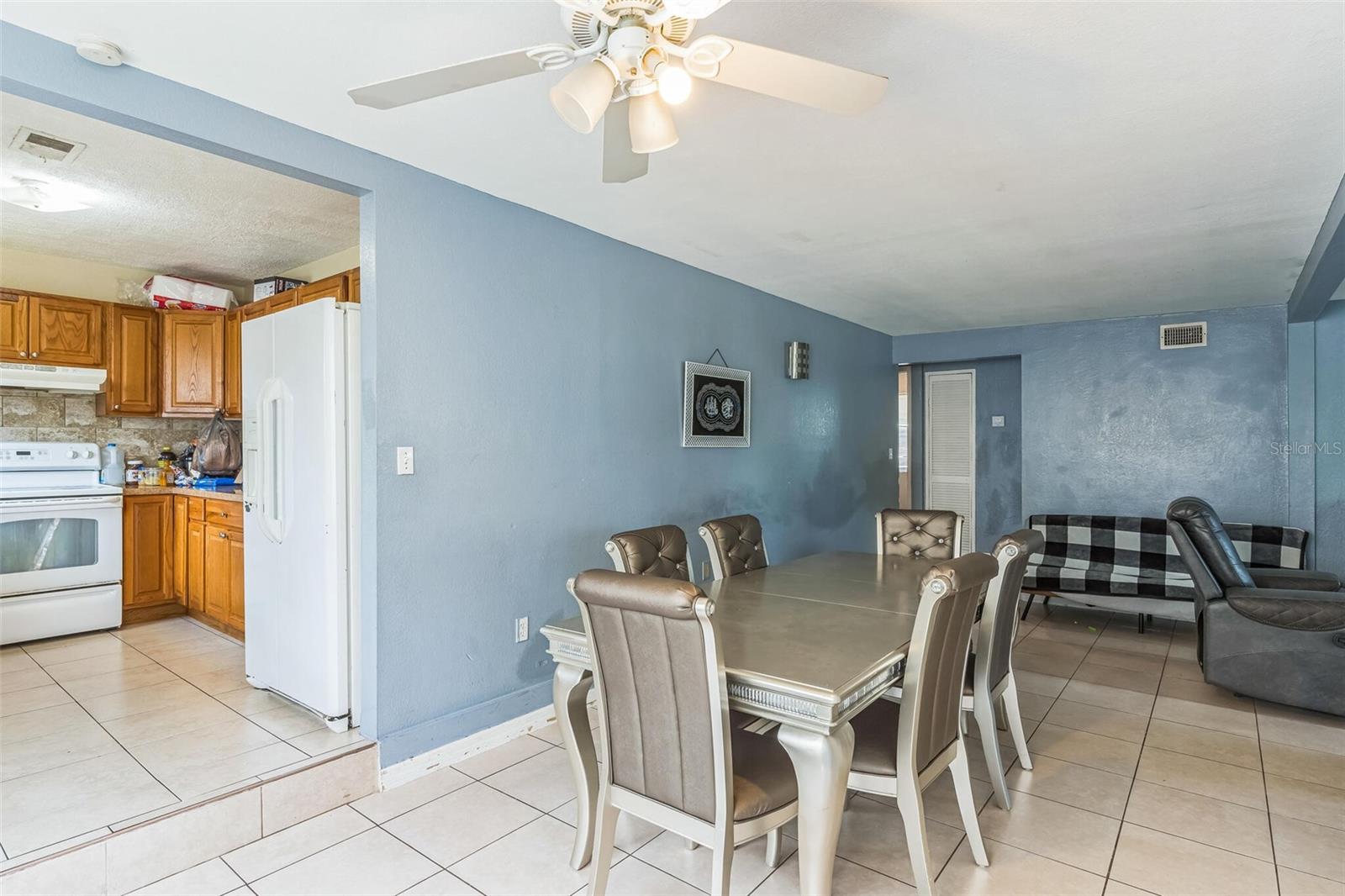 Image 19 of 38 For 3424 19th Street N