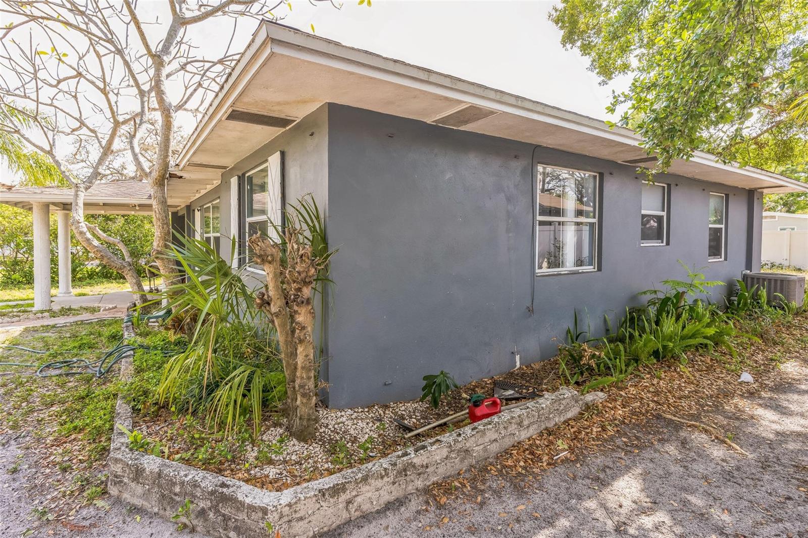 Image 5 of 38 For 3424 19th Street N