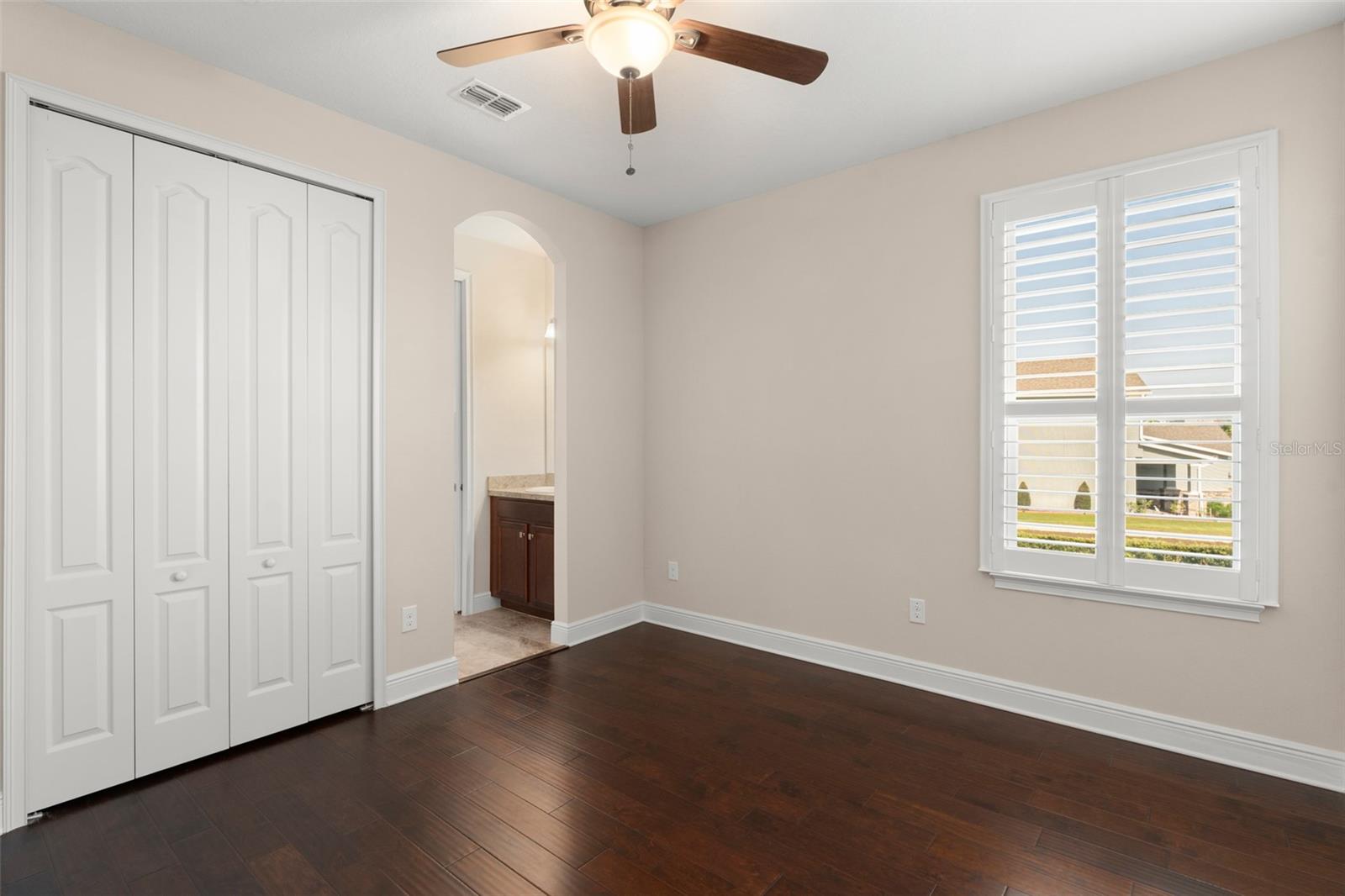 Image 37 of 65 For 970 Timberview Road