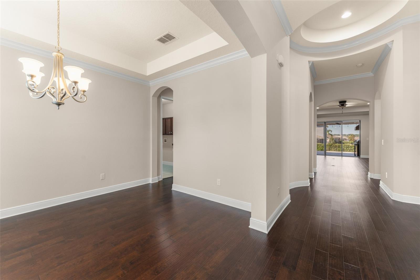 Image 4 of 65 For 970 Timberview Road