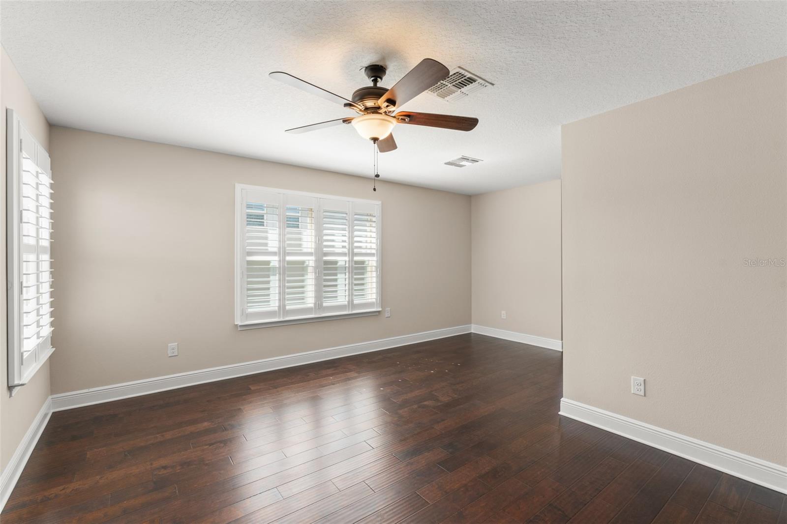 Image 44 of 65 For 970 Timberview Road