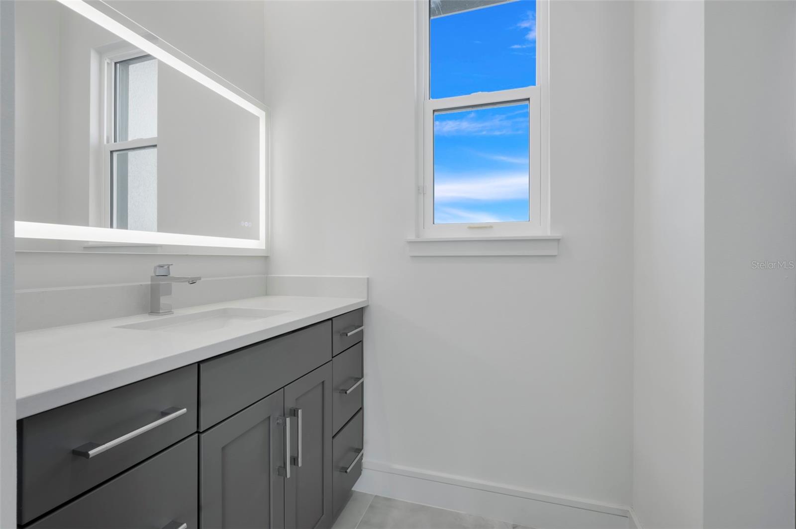 Image 45 of 53 For 3024 Kensington Avenue