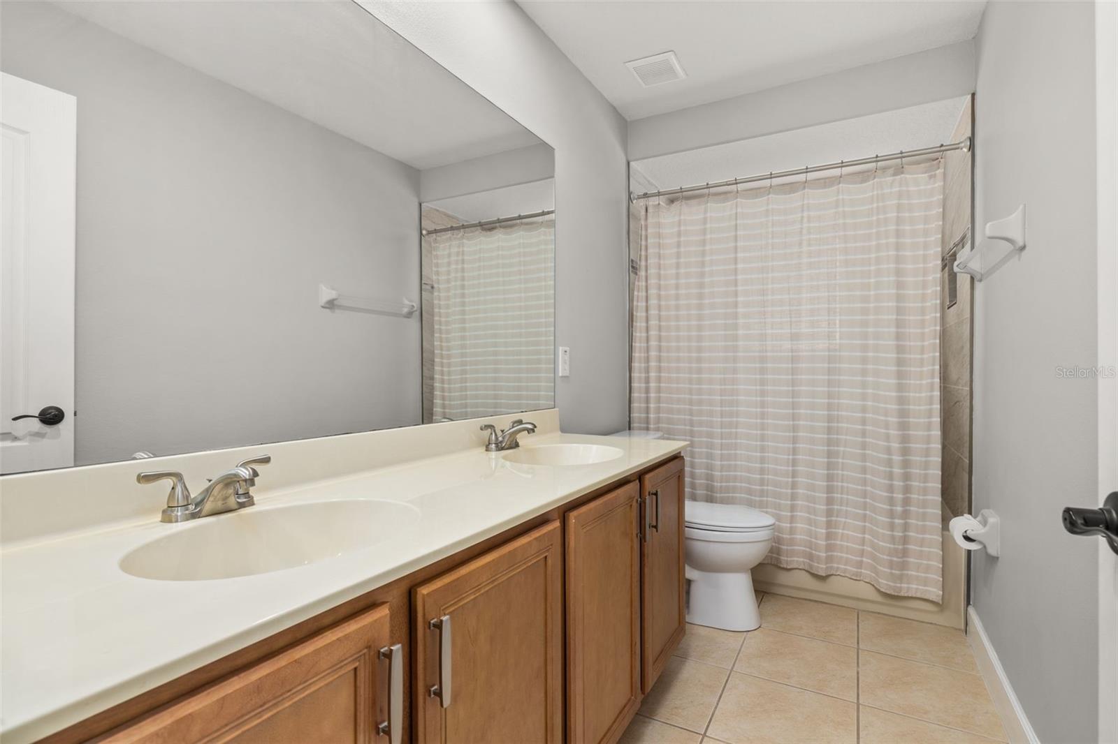 Image 40 of 72 For 305 Kays Landing Drive