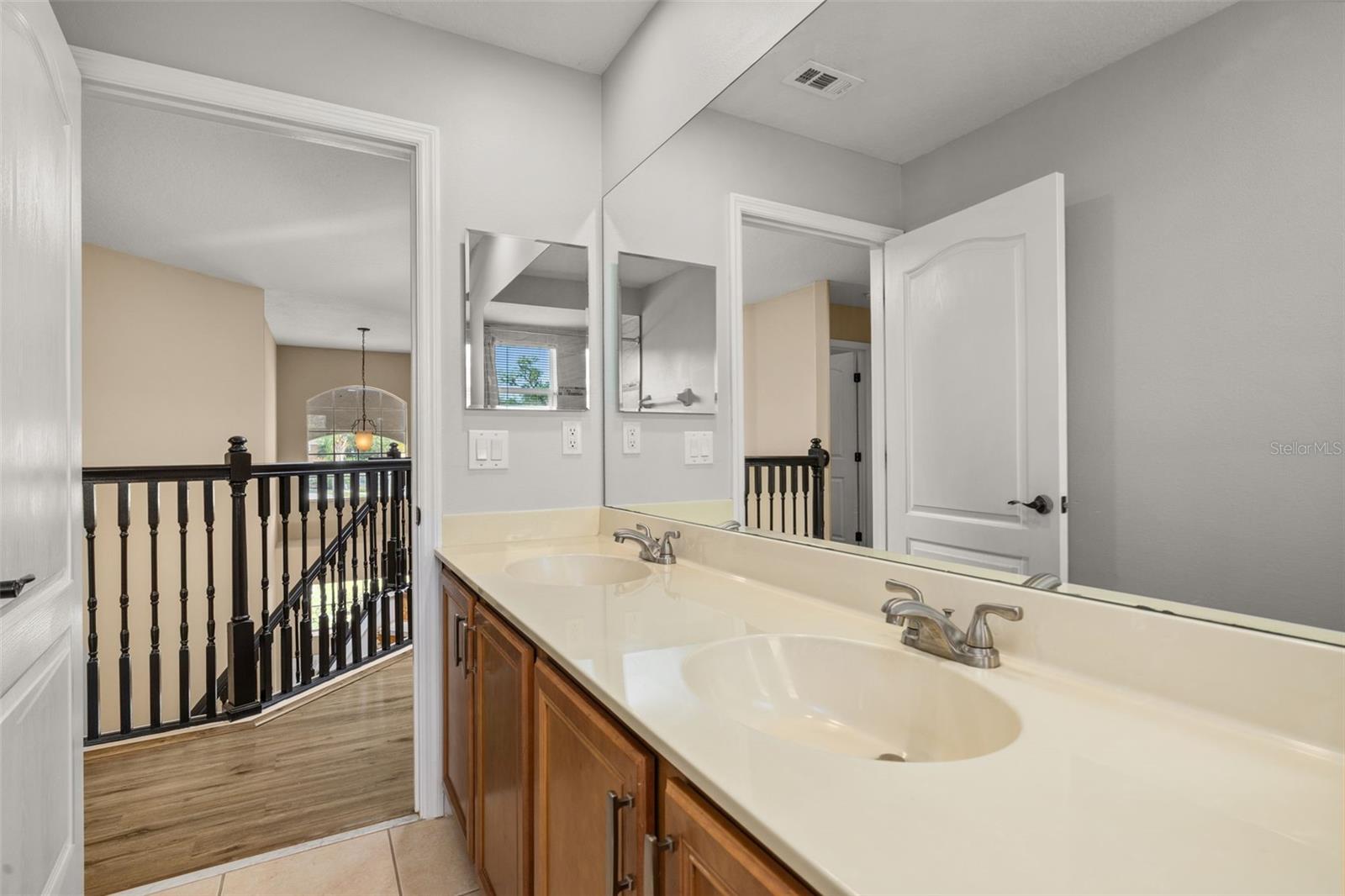 Image 42 of 72 For 305 Kays Landing Drive