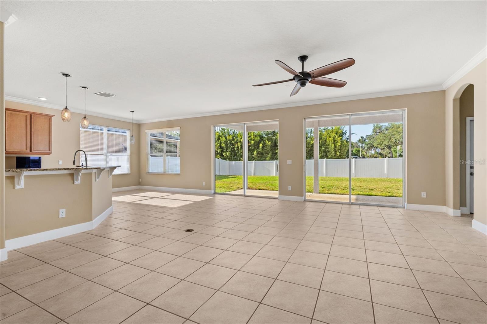 Image 8 of 72 For 305 Kays Landing Drive