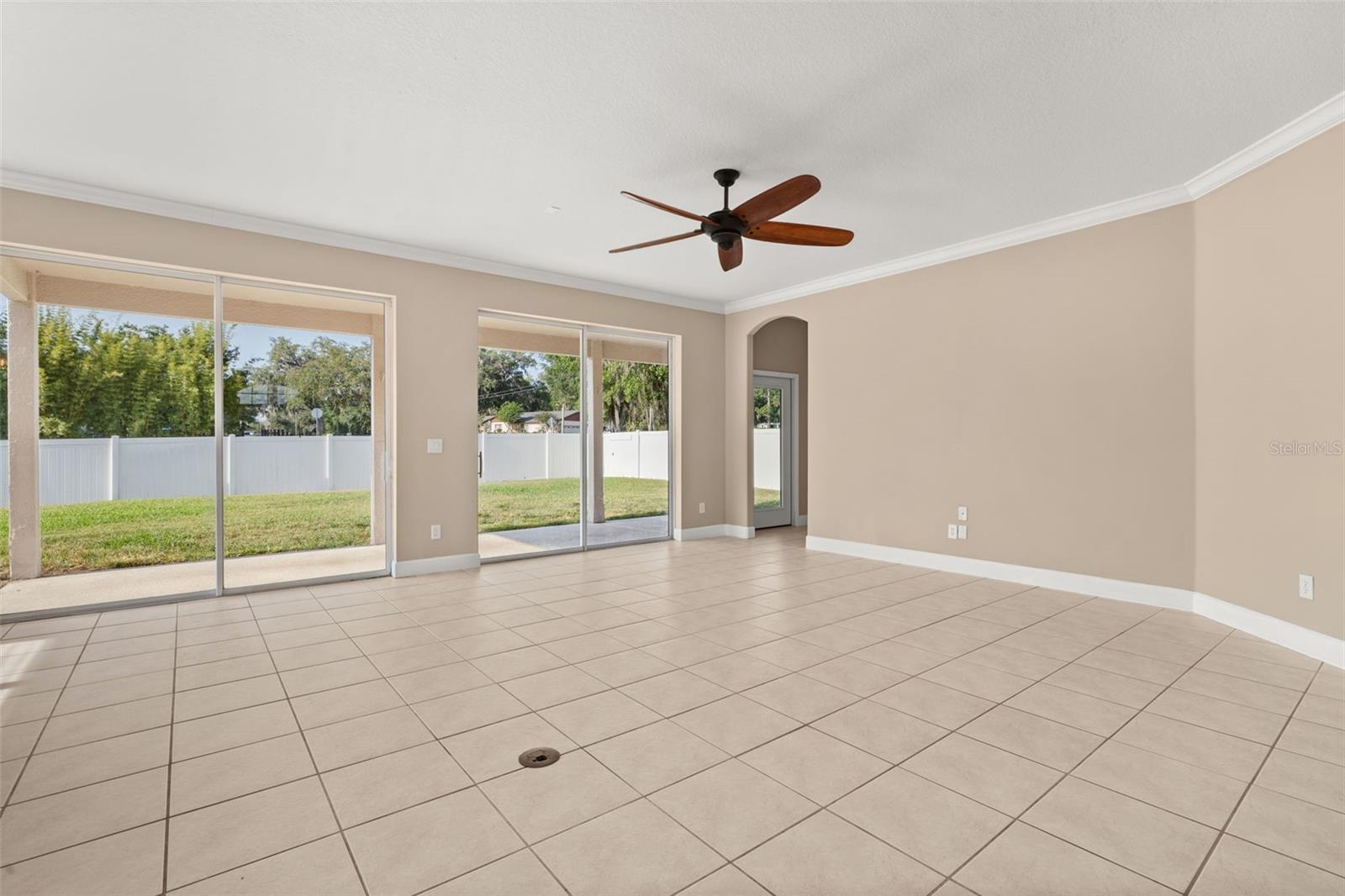 Image 9 of 72 For 305 Kays Landing Drive