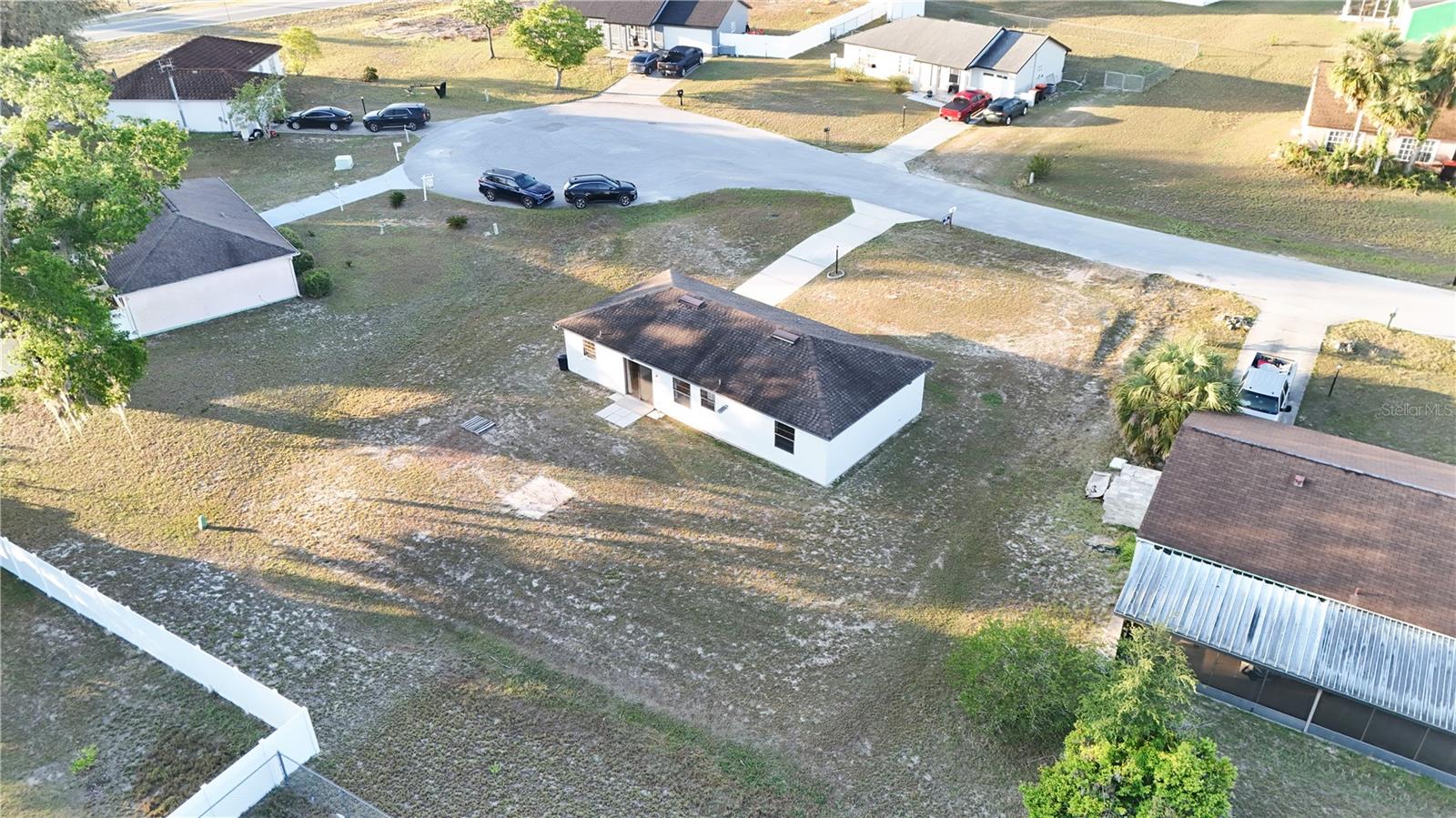 Image 17 of 25 For 312 Oak Track Terrace