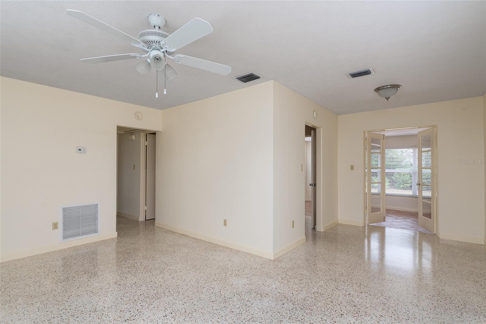 Image 6 of 11 For 1821 Goodrich Avenue