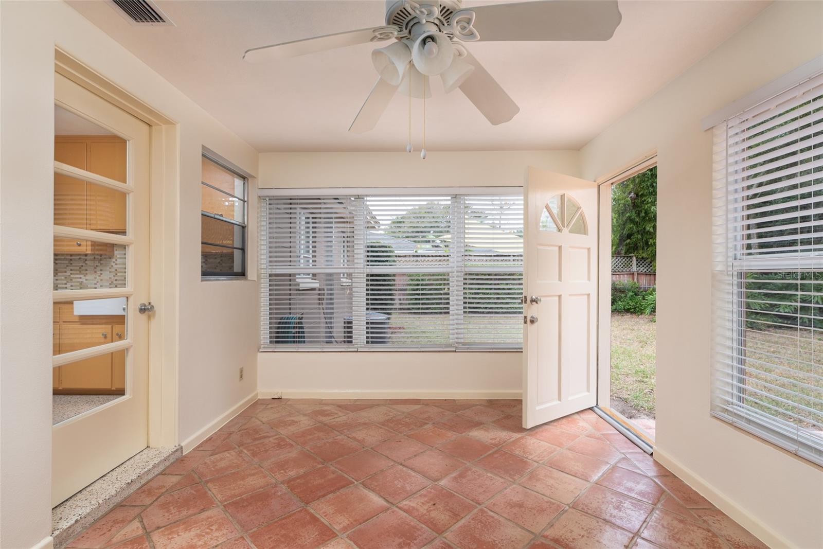 Image 8 of 11 For 1821 Goodrich Avenue